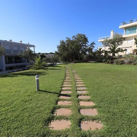Happiness - Tennis Court & Pool & Apartment Albufeira